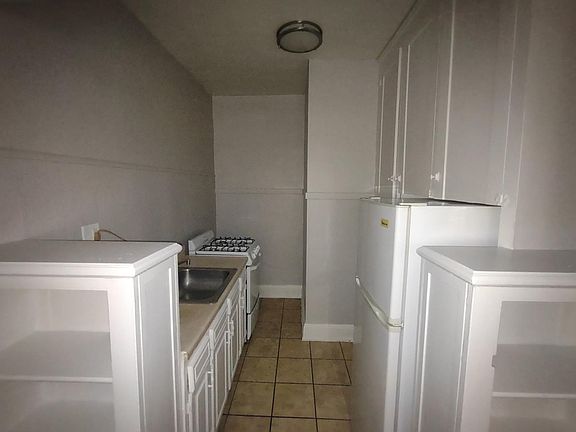 4th image of 10903 Lake Ave APT 206A