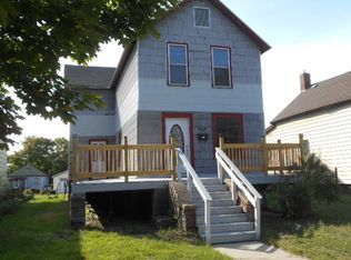 315 N 19th St, Escanaba, MI 49829