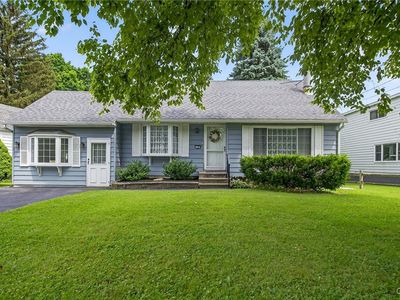7165 Manlius Center Rd, East Syracuse, NY, 13057