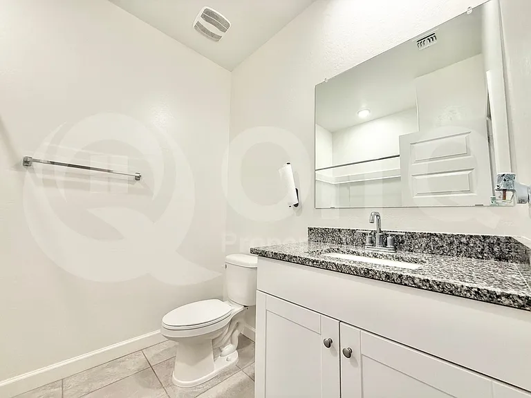 3246 W Sable Ave — Photo 20
