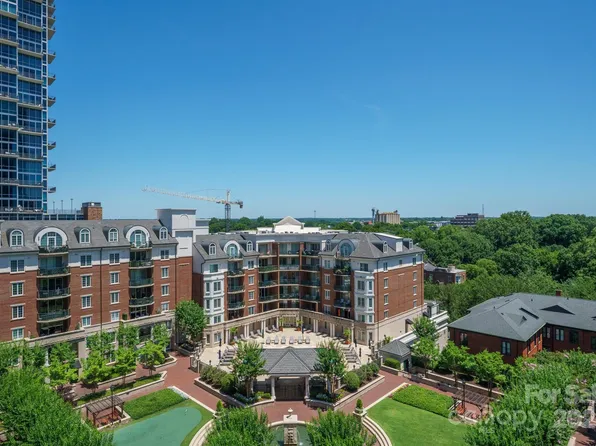 300 W 5th St APT 812, Charlotte, NC 28202