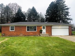 2416 Myersville Rd, Akron, OH 44312