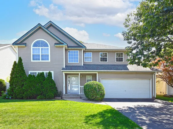 196 Cranberry Court, Melville, NY 11747