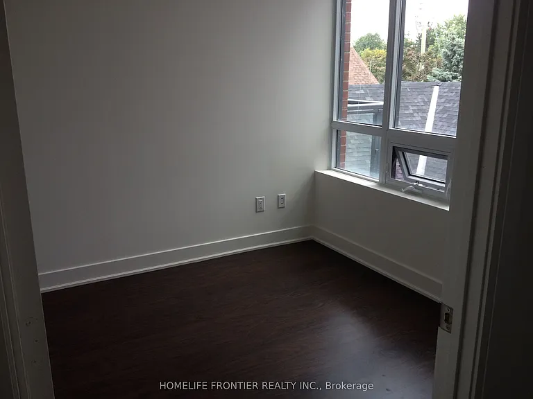 7608 Yonge St #422 — Photo 12
