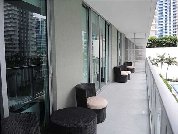 5th image of 1111 SW 1st Ave APT 1116-N