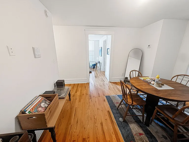 1609 N Leavitt St #1 — Photo 9
