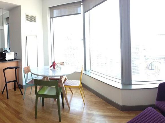 4th image of 8 Beekman St