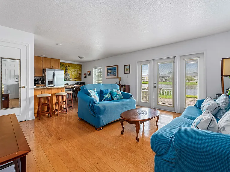 204 Pompano Dr SE #A — Photo 10