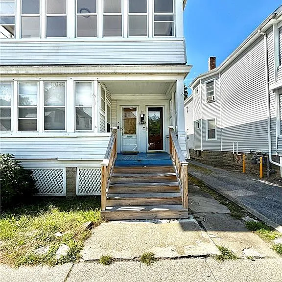 30 Manitou Ave #1 — Photo 1