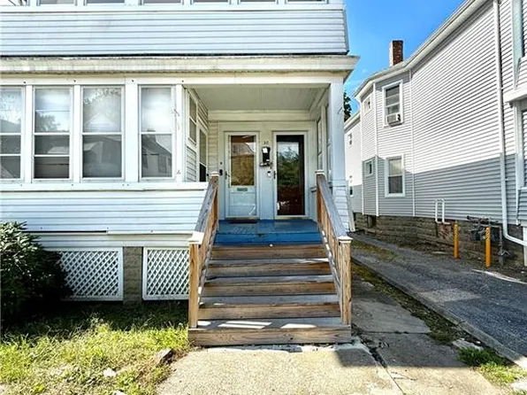 30 Manitou Ave Floor 1, Poughkeepsie, NY 12603