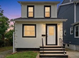 306 Smith St, Newark City, NJ 07106