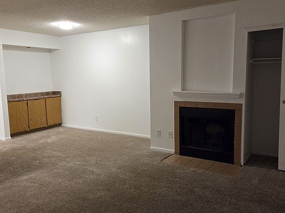 2nd image of 532 Oakwood Dr APT A103