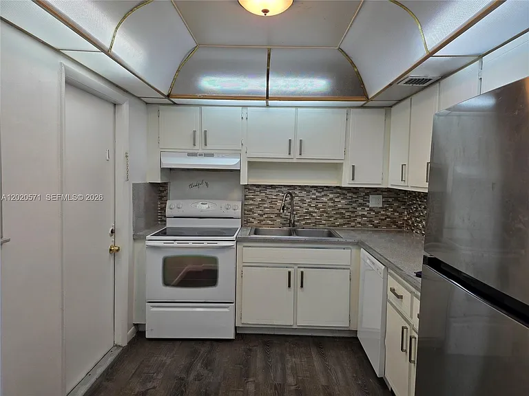14150 SW 84th St #207-I — Photo 7