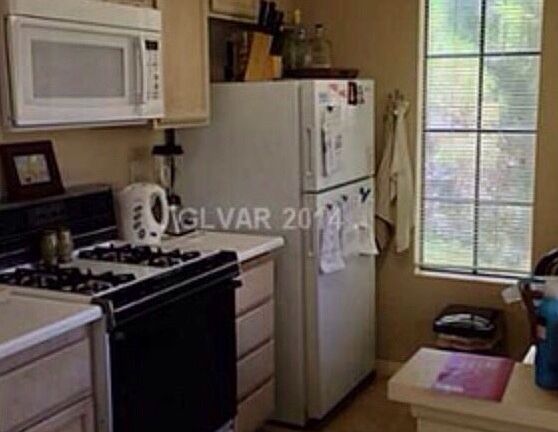 2nd image of 4823 S Torrey Pines Dr Unit 201
