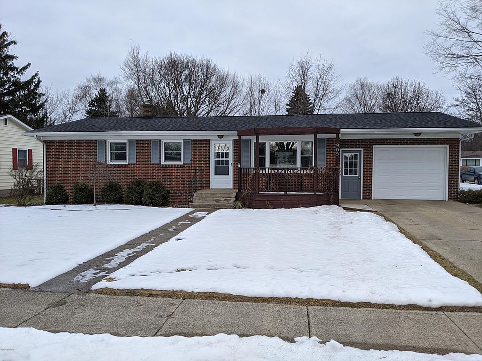 1st image of 905 Woodlawn Ave