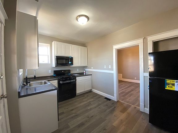 3rd image of 6631-6635 Marmaduke Ave