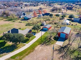 7 Norwood Ct, Burleson, TX 76028