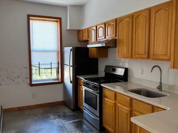 723 45th Street image 1 of 7
