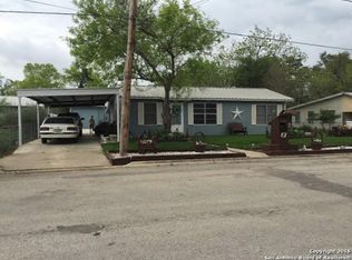 508 N Chapman St, Pleasanton, TX 78064