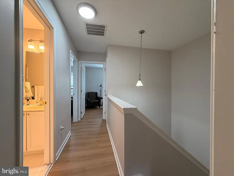 20382 Farmgate Ter — Photo 17