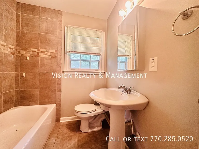 6150 Mallory Rd — Photo 11