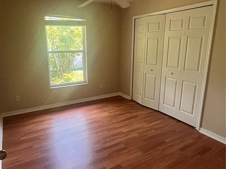 4618 SW 7th Pl — Photo 7