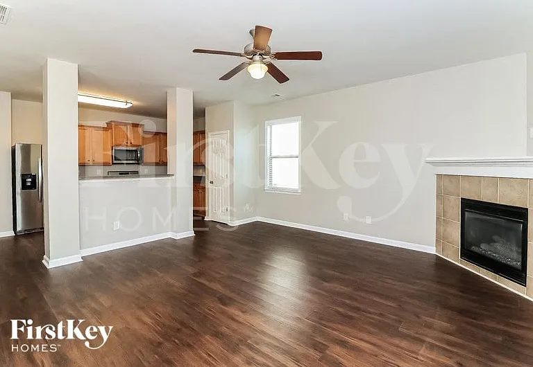 193 Palisades Dr — Photo 3