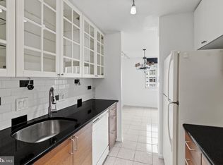 1901 John F Kennedy Blvd APT 901, Philadelphia, PA 19103