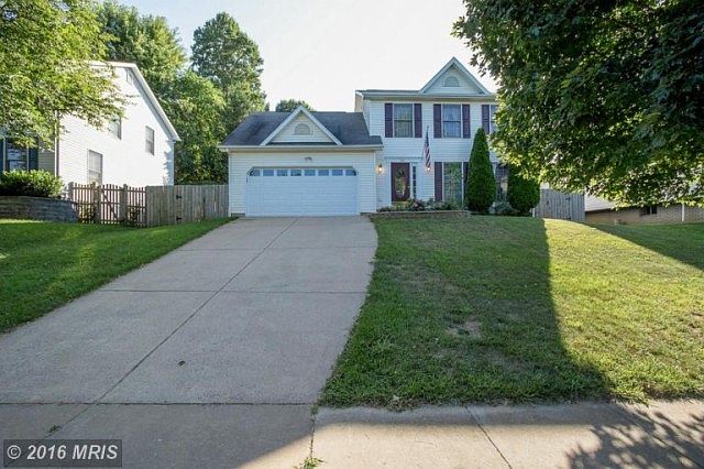 1st image of 214 Breezewood Dr