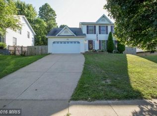 214 Breezewood Dr, Warrenton, VA 20186