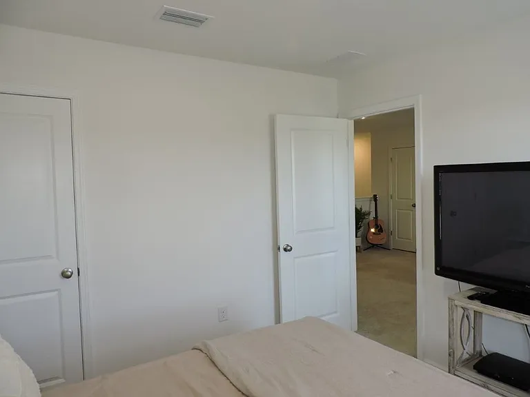 4664 Carlstrom Ln — Photo 25