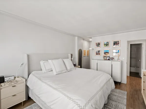 340 East 80th Street 17D image 11 of 12