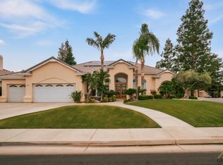 10410 Salisbury Dr, Bakersfield, CA