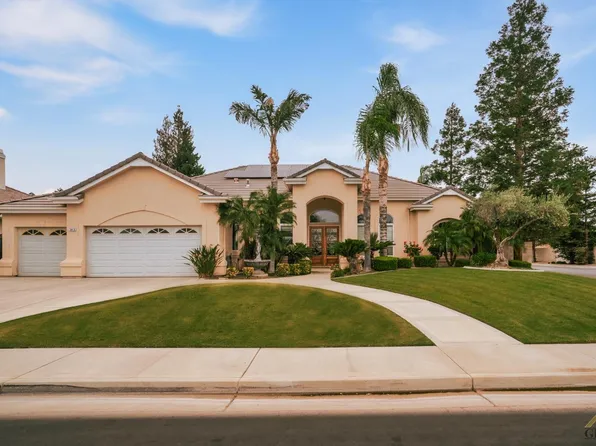 10410 Salisbury Dr, Bakersfield, CA 93311
