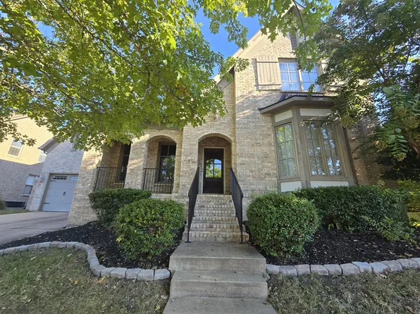 2004 Callaway Park Pl, Thompsons Station, TN 37179