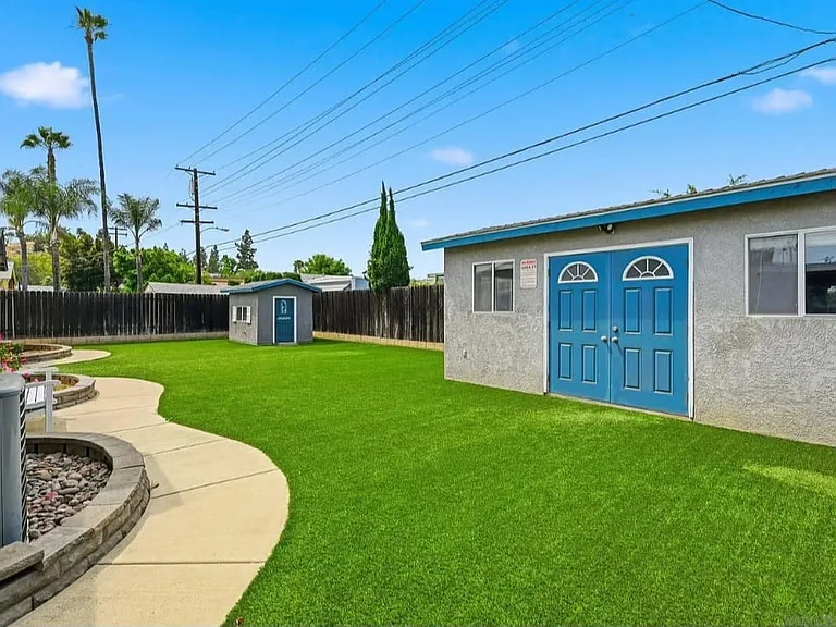 936 Spinel Ave — Photo 4