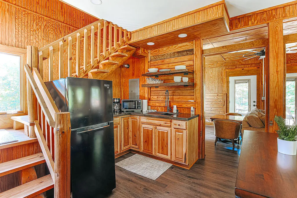 1 bed, 1.5 bath, $2,150 — Photo 3