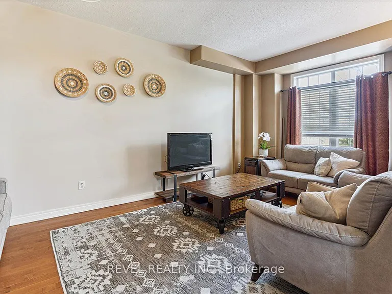 63 Westhampton Way — Photo 7