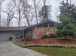 175 Old Farm Rd, Marietta, GA 30068