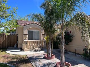 1860 College Greens Dr, Los Banos, CA 93635
