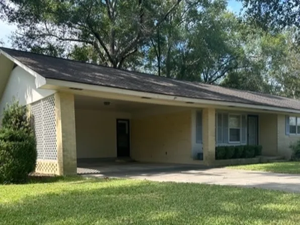 5823 Fitzgerald St, Eastman, GA 31023