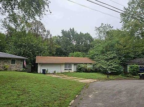 1st image of 514 McConnell St