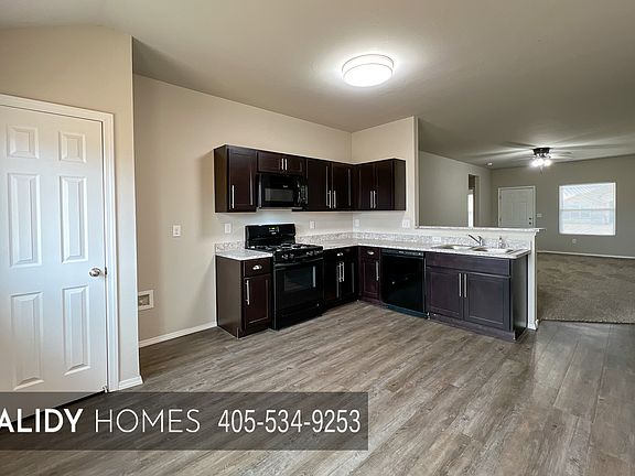 4th image of 4301 Driftwood Dr