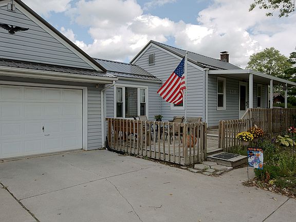 5th image of 5235 Lake Ave