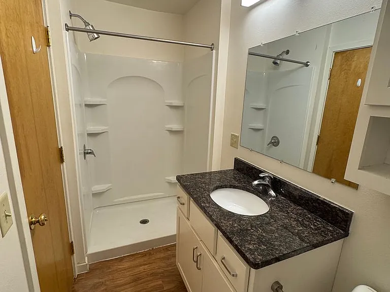 237 W Lakelawn Pl — Photo 14