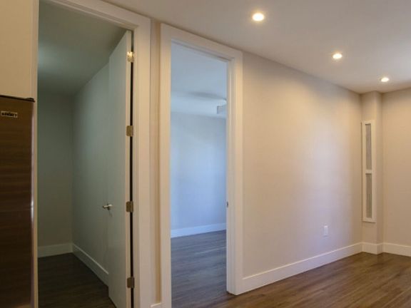 3rd image of 121 Vermilyea Ave APT 1A