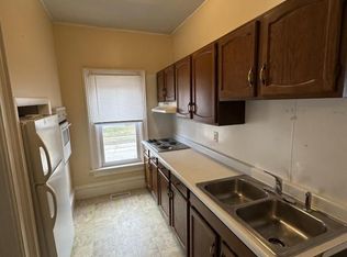 307 N Division Ave #3, Polo, IL 61064