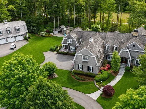 9 High Ridge Dr, Mattapoisett, MA 02739