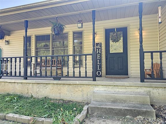 5th image of 31050 Oak Ridge Dr