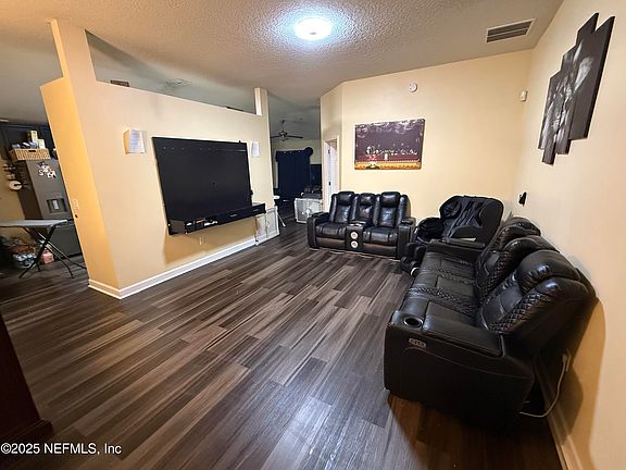 5th image of 9465 BALSAM FIR Court